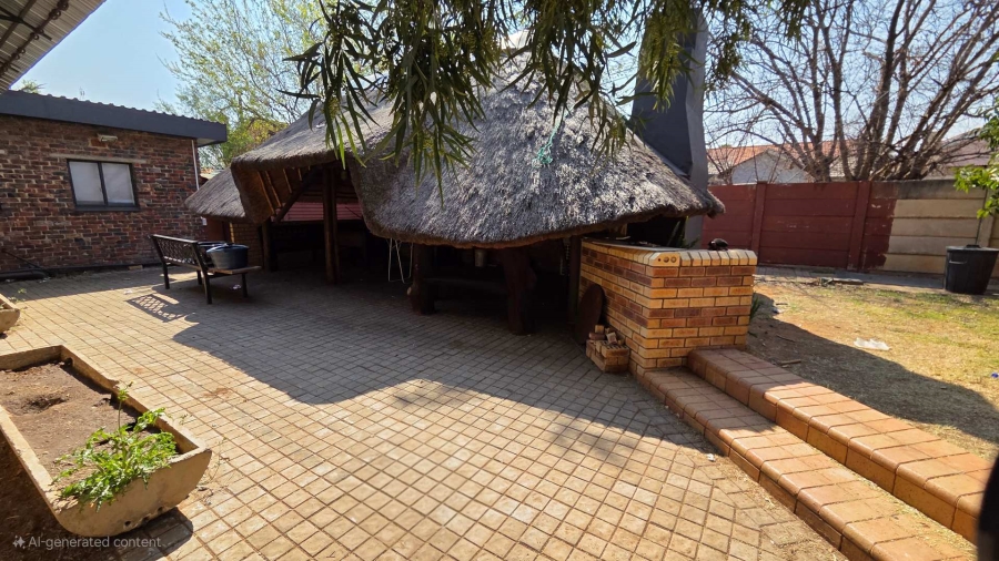 5 Bedroom Property for Sale in Fichardt Park Free State
